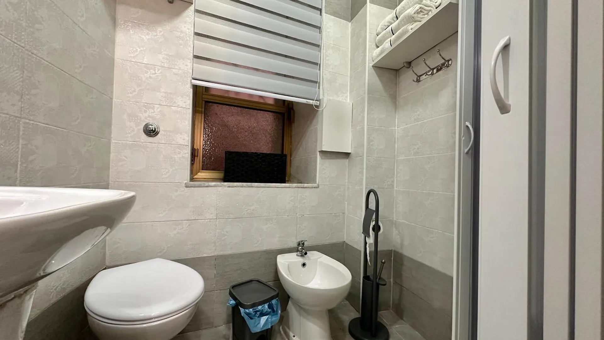 Roila House - Self Checkin Apartment Naples Italy