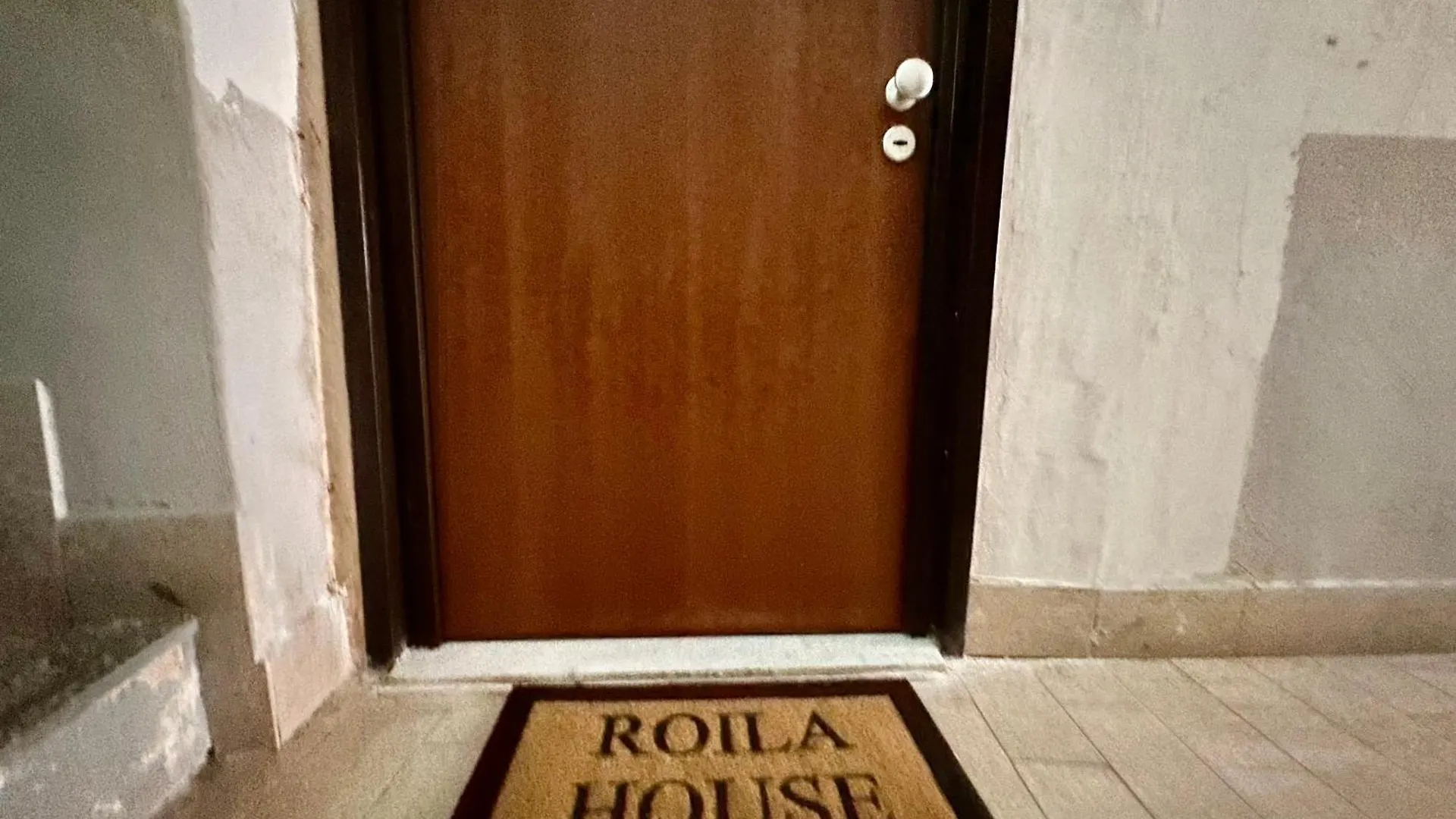 Roila House - Self Checkin Apartment Naples Italy