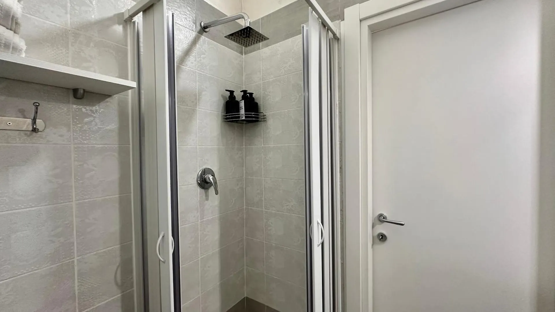 Roila House - Self Checkin Apartment Naples