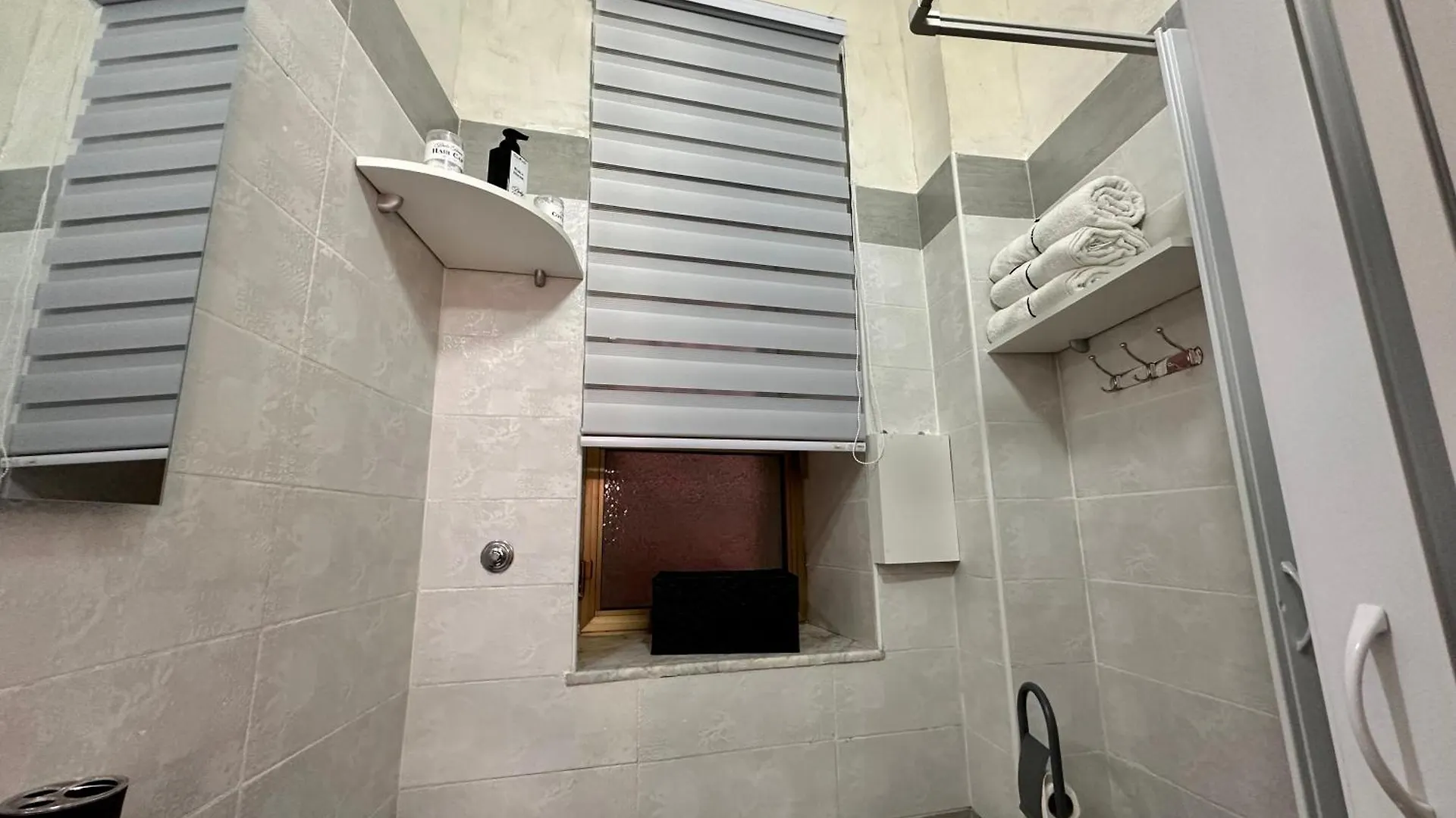 Roila House - Self Checkin Apartment Naples